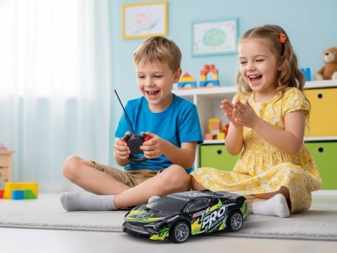 Sportowe auto sterowane na pilota podświetlane nadwozie 1:18 RC0754 ZI