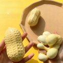 Gniotek pachnący squishy orzech 6 x 11 cm B-3246