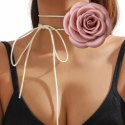 Naszyjnik choker XL ozdobny kwiat na szyję róża na rzemyku elegancka pudrowa N761R