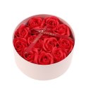 Bukiet zapachowych kwiatów mydlanych w ozdobnym pudełku, czerwone róże BUK26CZE